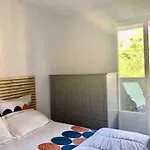 Cosy 2p & 1 Child דירה בסטיה